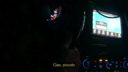 Cane guida la Polizia nel soccorso a una donna anziana