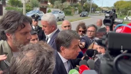 Conte va sul luogo dell'attentato a Ranucci: "Uno dei periodi più brutto della nostra storia"