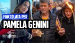 Femminicidio di Pamela Genini: anche la mamma alla fiaccolata per le vie del quartiere