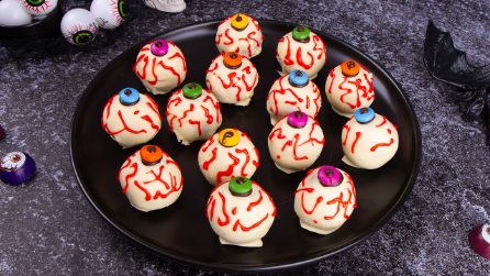 OCCHI INSANGUINATI: le praline da fare a Halloween, spaventose ma golose!