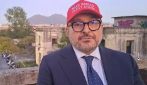 Sangiuliano col cappellino rosso come Trump: "Make Naples Great Again"