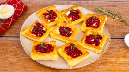 CESTINI DI BRIE E MIRTILLI: gli antipastini perfetti per le festività!
