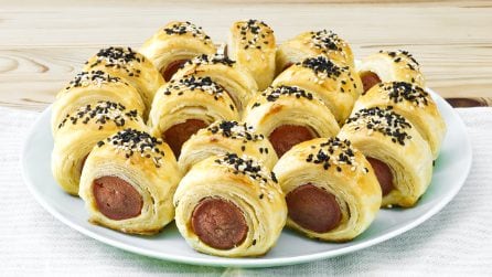 SAUSAGE RUSTIC: You can make these fantastic appetizers at home to serve at parties!