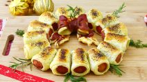 SAUSAGE WREATH: a tempting centerpiece for your Christmas dinner!