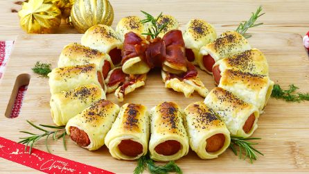 SAUSAGE WREATH: a tempting centerpiece for your Christmas dinner!
