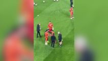 Osimhen fa scoppiare l'inusitata rissa nel riscaldamento di Fenerbahce-Galatasaray