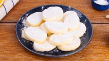 LEMON MELTAWAYS: the irresistible, fragrant and delicious English biscuits!