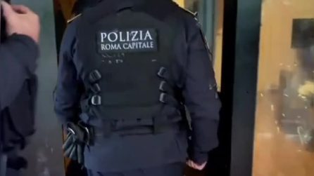 Locali commerciali Ater occupati con allacci abusivi: tra gli abitanti 24 minorenni