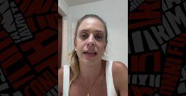 Il racconto shock della giornalista brasiliana: i tifosi le tirano i capelli in diretta tv