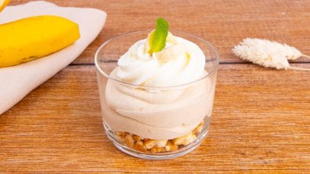 BANANA CREAM: quick and easy to make, perfect for adding a touch of class to your desserts!