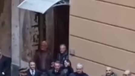 Si insedia Roberto Fico in Regione Campania: applausi dei dipendenti