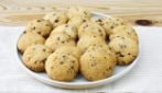 BISCOTTI AL FARRO: friabili e nutrienti, da inzuppare nel latte!
