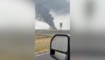 Aereo privato precipita e prende fuoco a Statesville, ci sono vittime: il video