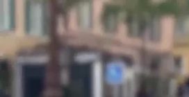 Il video del 26enne ucciso dalla polizia: il ragazzo minacciata con un coltelo i passanti