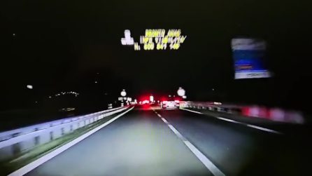 Auto viaggia contromano sulla statale 36: il video