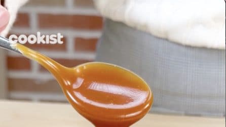 EASY SALTED CARAMEL AT HOME!