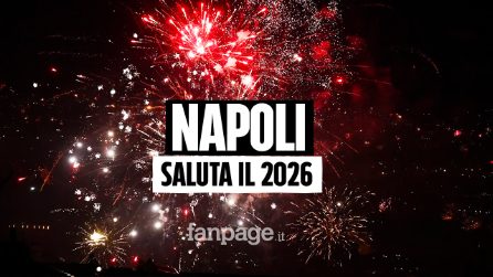 Capodanno 2026 a Napoli, fuochi d'artificio in tutta la città per salutare il 2025