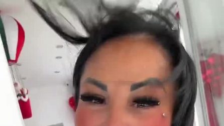 Rita De Crescenzo su tiktok: "Chi vuole venire a Roccaraso quest'anno?"