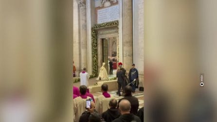 Papa Leone chiude la Porta Santa di San Pietro aperta da Papa Francesco: il Giubileo 2025 è finito