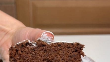 How to reuse LEFTOVER EGG WHITES and make a DELICIOUS bundt cake 🍰