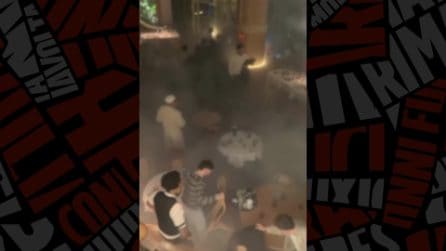 Spagna, candele scintillanti provocano incendio in ristorante Madrid come a Crans Montana