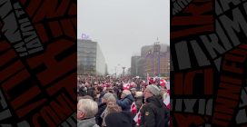 Proteste a Copenaghen, migliaia di persone in piazza contro Trump: "Giù le mani dalla Groenlandia"
