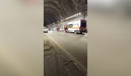 Incidente stradale in Galleria Laziale a Napoli, 3 auto coinvolte