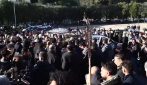 I funerali di Aba ucciso a La Spezia: migliaia di persone presenti alle esequie