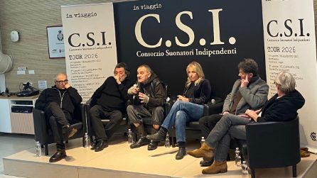 Giovanni Lindo Ferretti spiega perché non risponde su Atreju durante la conferenza stampa dei CSI