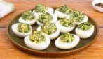 SPINACH-STUFFED EGGS: for a mouth-watering buffet!