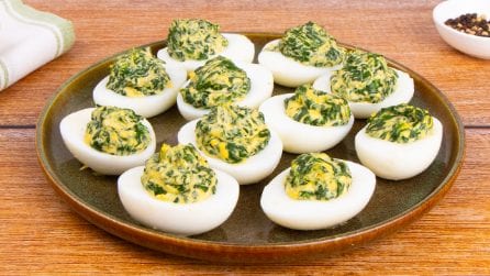 SPINACH-STUFFED EGGS: for a mouth-watering buffet!