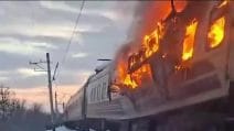 La Russia colpisce treno passeggeri in Ucraina con 200 persone: morti e feriti