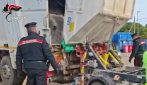 Getta nella spazzatura 20 lingotti d’oro, l'intervento in discarica dei Carabinieri
