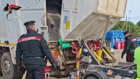 Getta nella spazzatura 20 lingotti d’oro, l'intervento in discarica dei Carabinieri