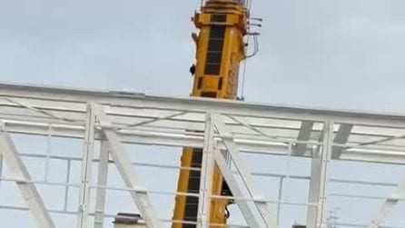 Centro Direzionale di Napoli, ecco il ponte sospeso Tribunale-Procura: strada chiusa fino a marzo