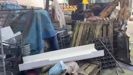 I mangimi per gli animali conservati vicino agli escrementi: negozio fantasma scoperto ad Afragola