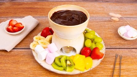 FONDUTA DI CIOCCOLATO: un’idea golosa per una serata speciale!