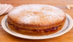 WHOLEWHEAT FLOUR CAKE with jam: soft and super delicious!