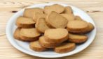 BISCOTTI AL CARAMELLO: semplici e golosi da gustare a colazione!