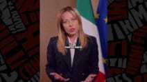 Meloni attacca giudici per il rimborso al migrante trasferito in Albania: "Continuano a ostacolarci"