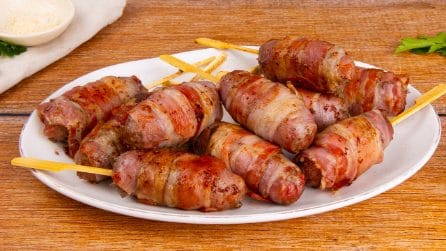 MINCED MEAT SKEWERS: If you want a tasty and delicious appetizer, you have to try these!