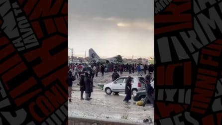 Incidente aereo in Bolivia, decine di vittime: le immagini da La Paz
