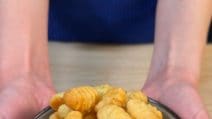CRISPY GNOCCHI: ypu'll love this extra EASY snack