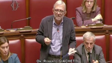 Giachetti (Iv) sbotta contro Tajani: "Non mi dica come devo parlare. Quel dito se lo metta dove sa lei"