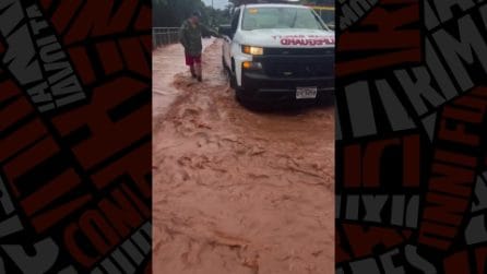Alluvione alle Hawaii con migliaia di evacuati, allerta per una diga a rischio: il video