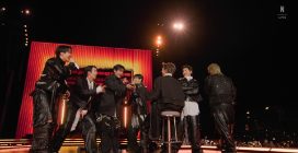 I BTS ballano su Butter con RM seduto su una sedia a causa di un infortunio