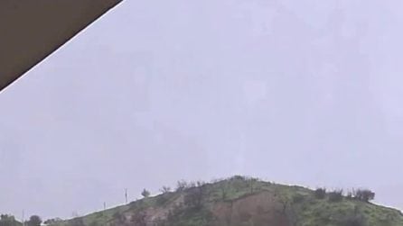 Maltempo, paura a Crosia: frana il costone di una collina