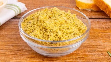 PANGRATTATO AROMATIZZATO: come rendere croccanti e saporite le tue pietanze preferite!