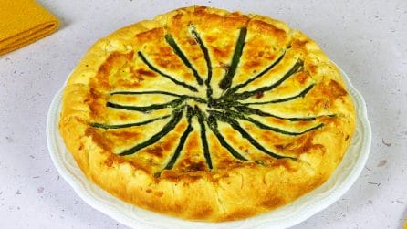 ASPARAGUS SAVORY PIE: the perfect spring dish for a delicious dinner!