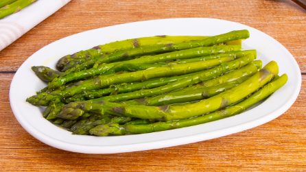 ASPARAGI LESSI: gli ortaggi di stagioni preparati in modo semplice!